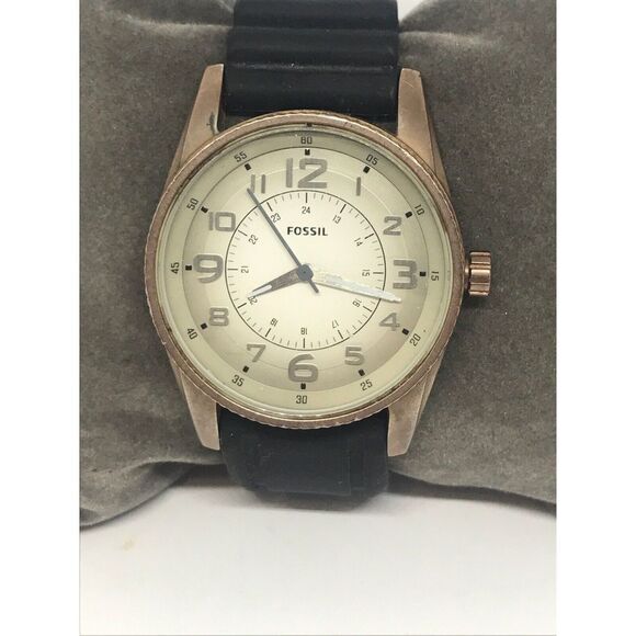 Fossil Jr1193 Men's Black Silicone Analog Beige Dial Quartz Genuine Watch No20 - Picture 1 of 10